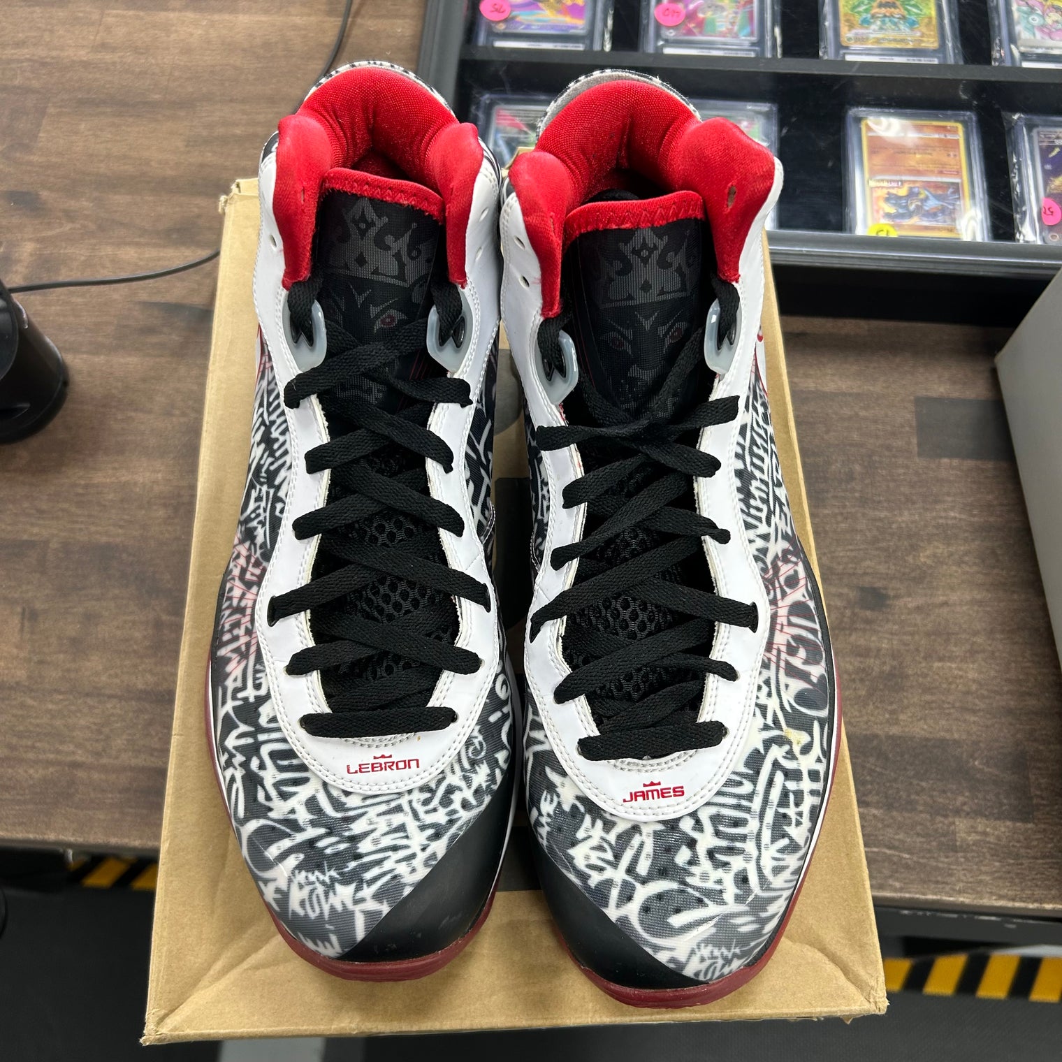 Graffiti LeBron 8 (2021) (USED, Replacement Box)