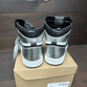 Jordan 1 Retro High Silver Toe (Women's) Size 7W - sole