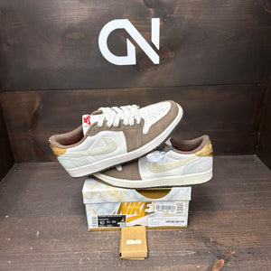 Jordan 1 Retro Low OG Year of the Rabbit Size 10 (Pre-Owned) - front