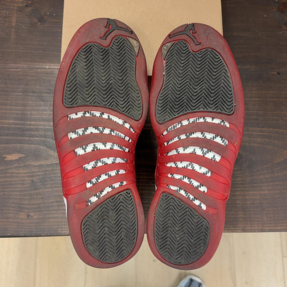 Jordan 12 Retro Cherry (2023) Size 10.5 (Pre-Owned) - aux