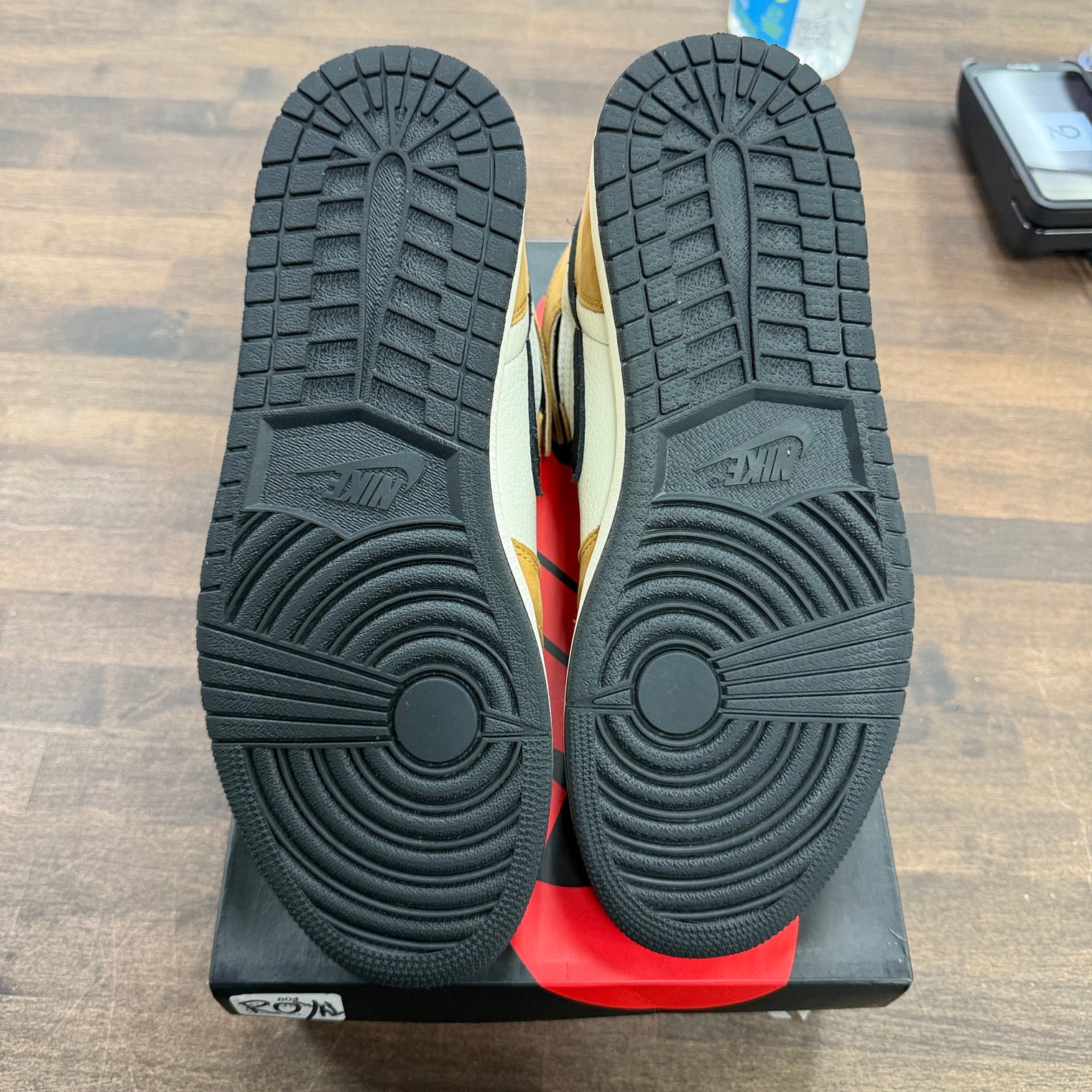 Rookie of the Year Jordan 1 High (USED)