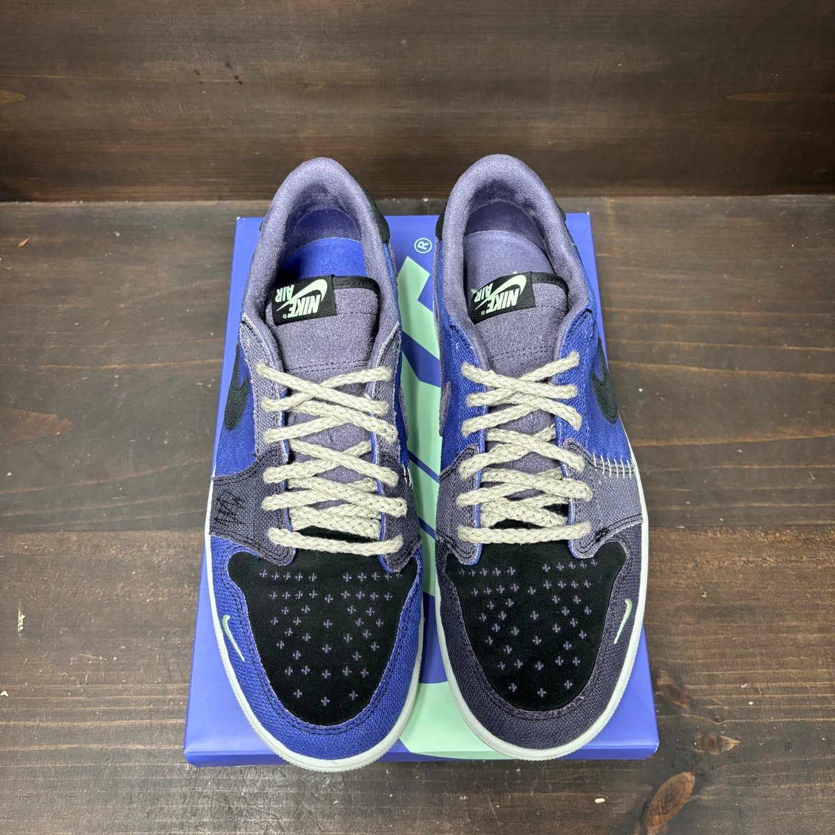Jordan 1 Retro Low OG Zion Williamson Voodoo Alternate Size 10 (Pre-Owned) - side