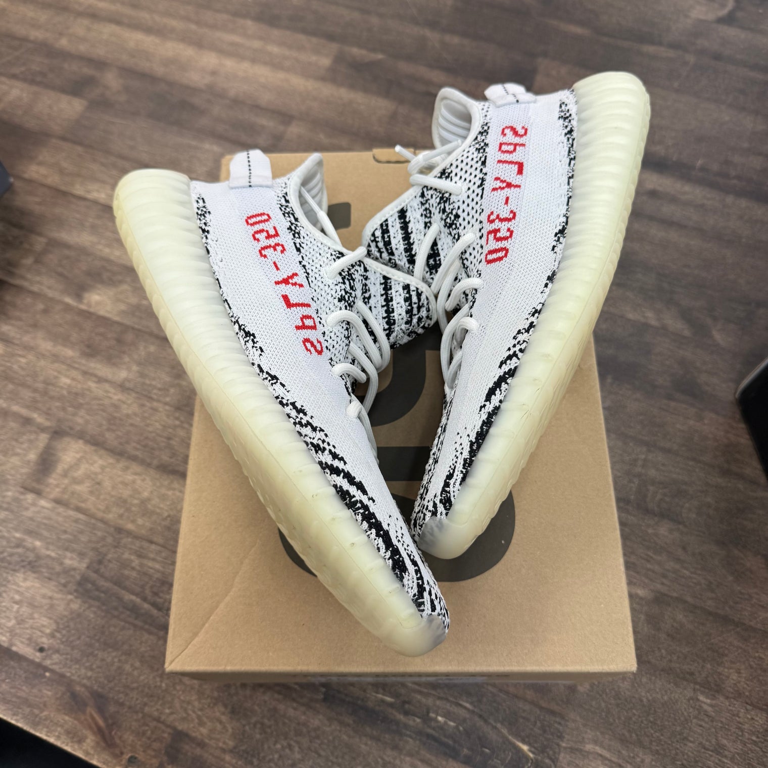 Zebra Yeezy 350 (USED)