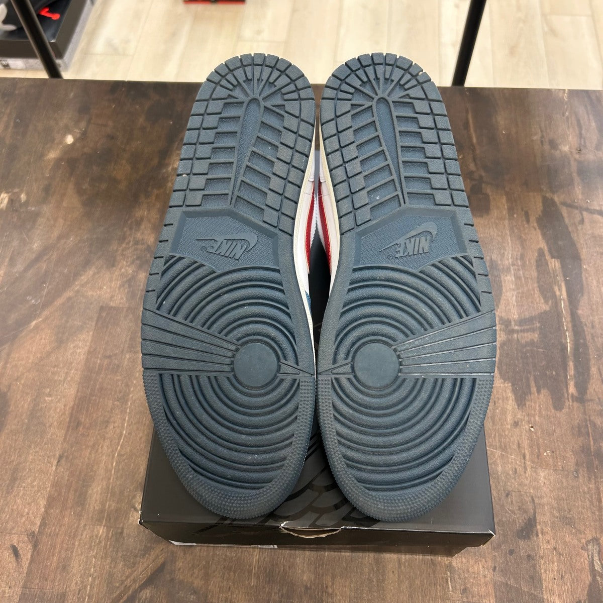 Jordan 1 Low SE Armory Navy - Image 5