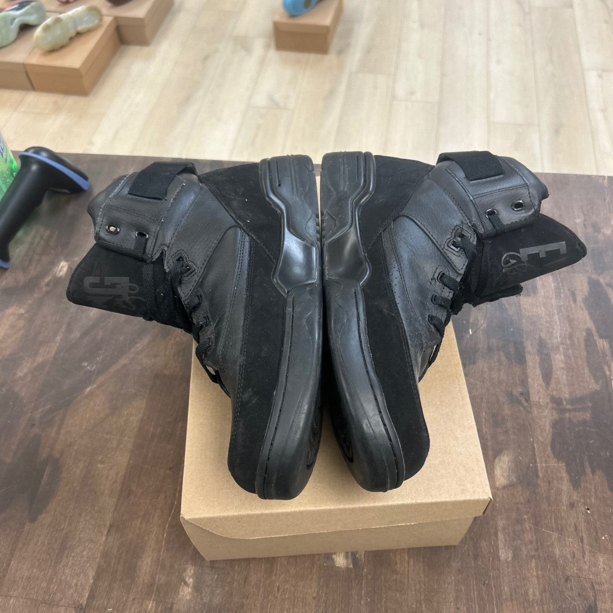 Ewing 33 Hi Black Croc Size 12 (Pre-Owned) - Image 3
