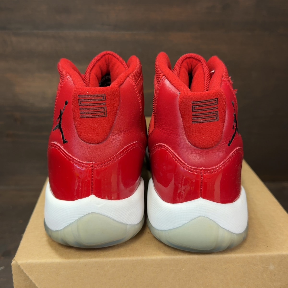 Jordan 11 Retro Win Like 96 (GS) Size 6Y (Pre-Owned) - Image 5