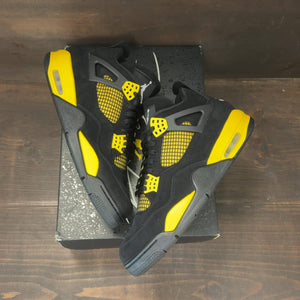 Jordan 4 Retro Thunder (2023) Size 11 (Pre-Owned) - back