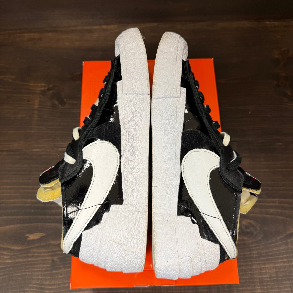Nike Blazer Low Sacai Black Patent Leather - Image 4