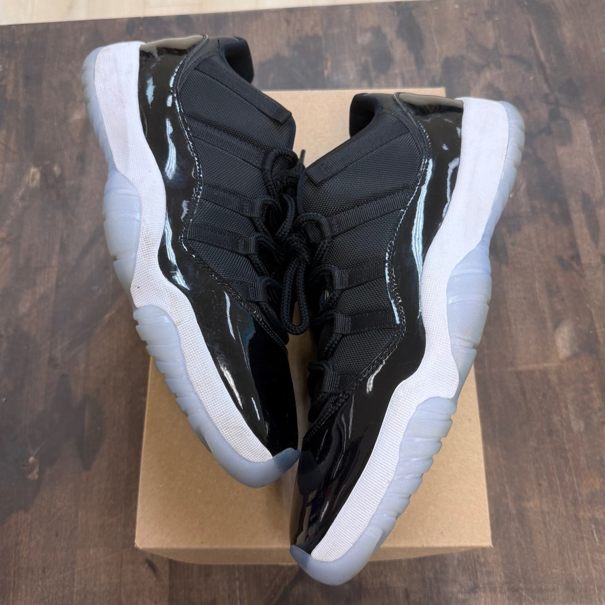 Jordan 11 Retro Low Space Jam Size 13 (Pre-Owned) - Image 1