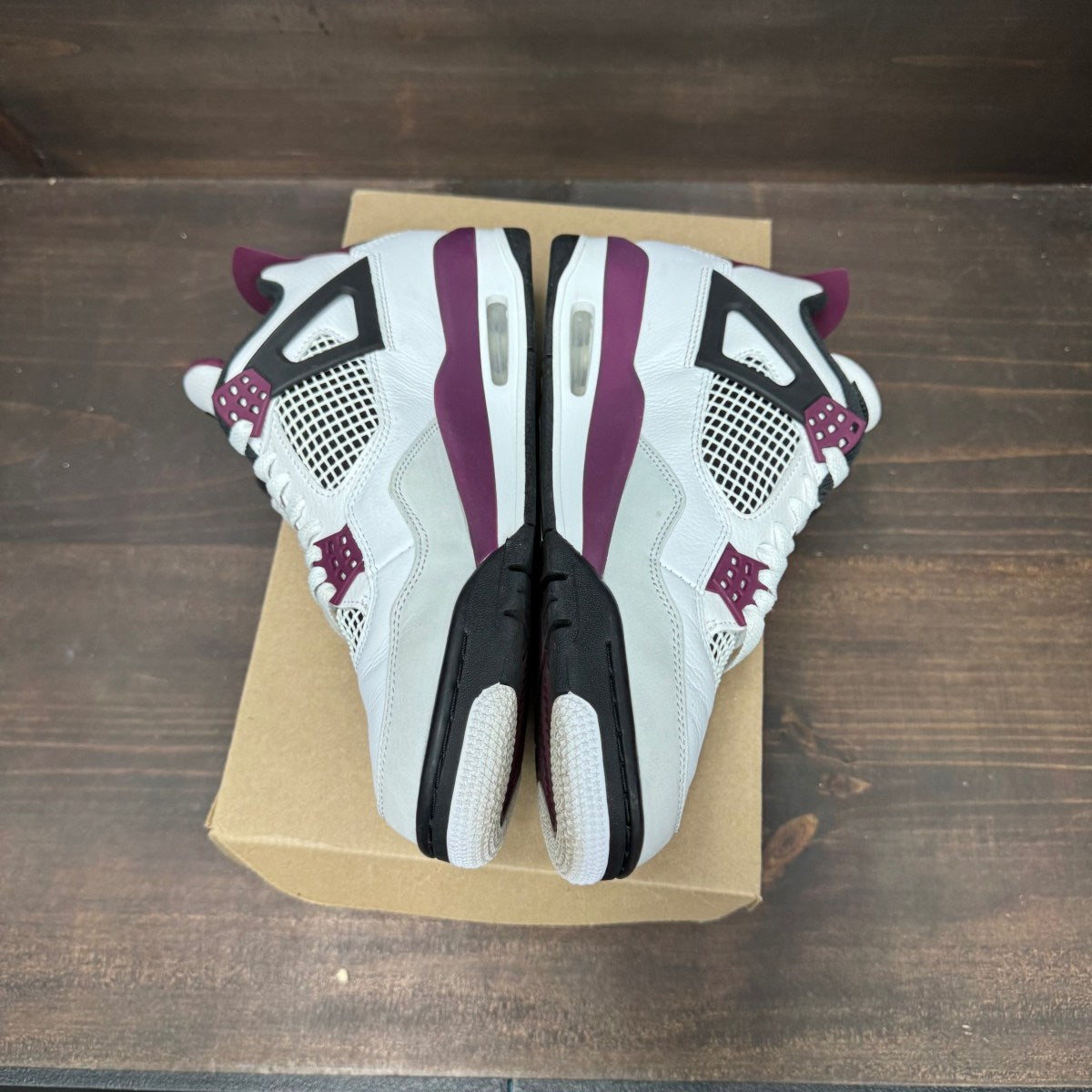 Jordan 4 Retro PSG Paris Saint-Germain Size 9.5 (Pre-Owned) - Image 4
