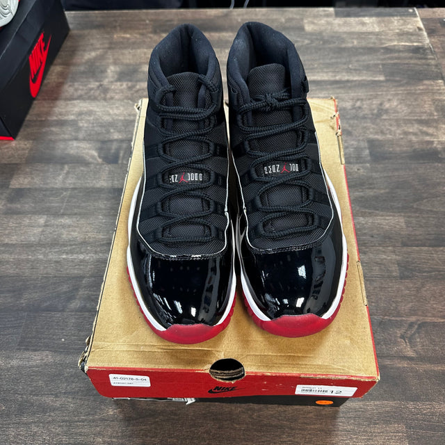 Bred Jordan 11 (2019) (USED)