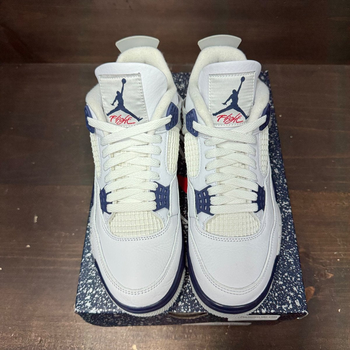 Jordan 4 Retro Midnight Navy Size 7.5 (Pre-Owned) - side