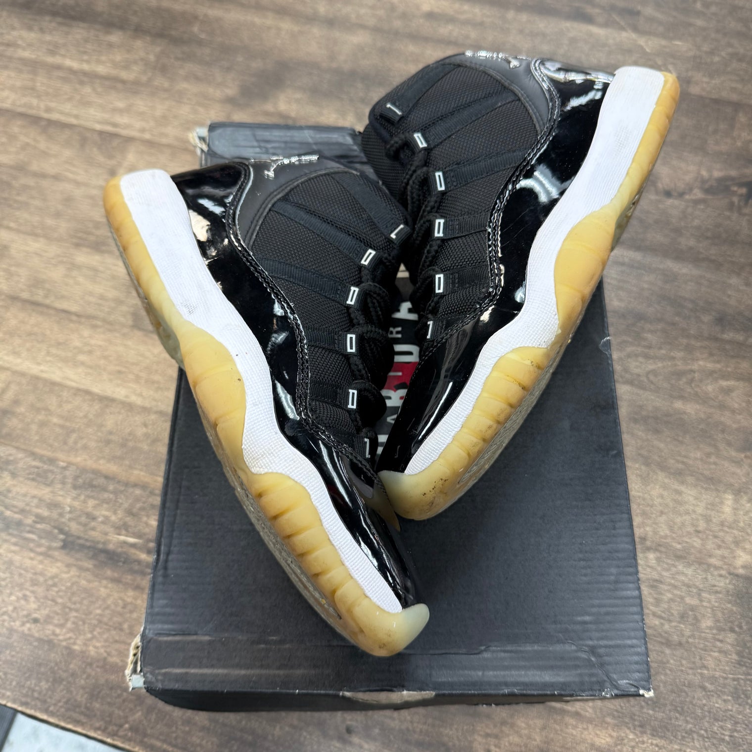 Jubilee Jordan 11 Retro (GS) (USED)