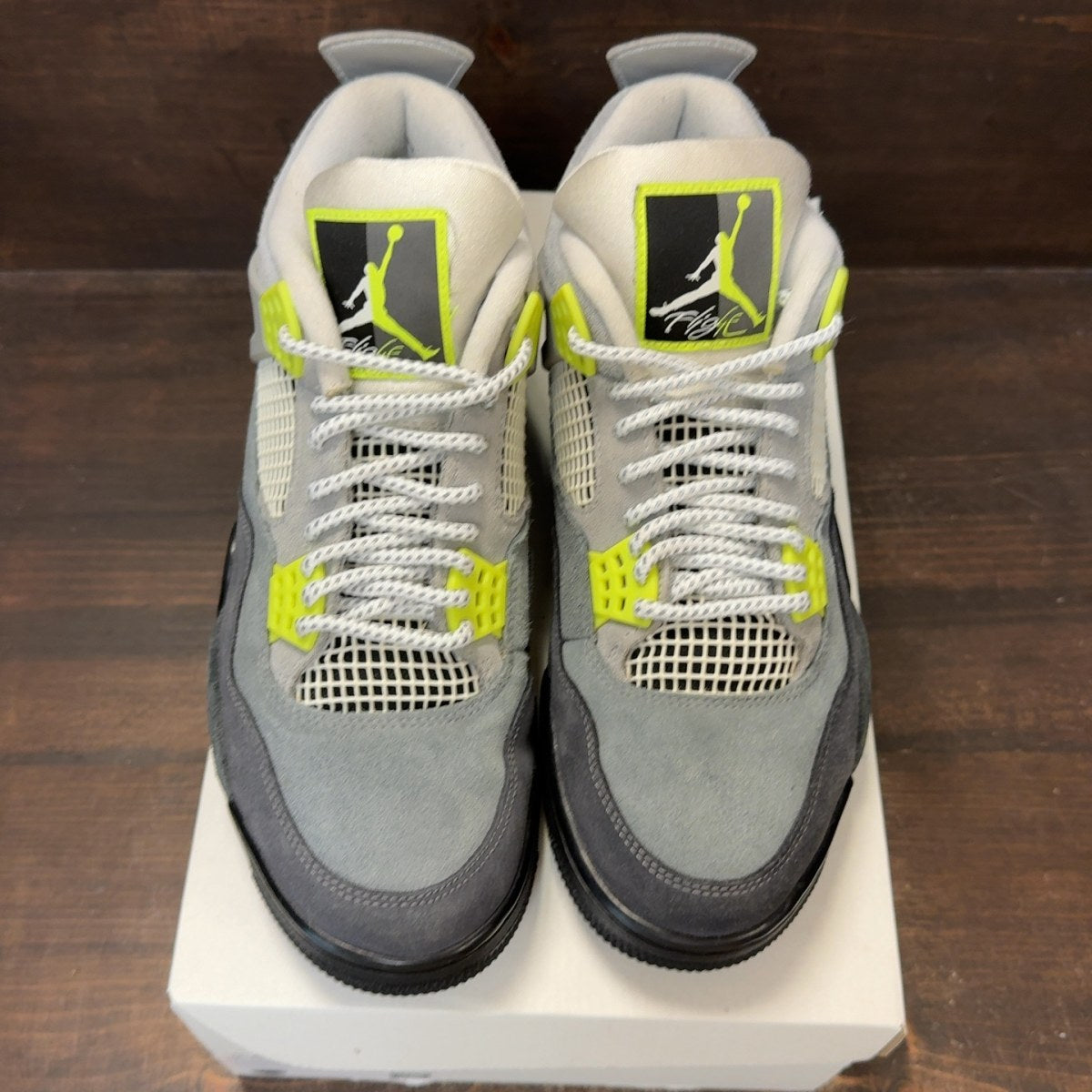 Jordan 4 Retro SE 95 Neon Size 9.5 (Pre-Owned) - Image 3