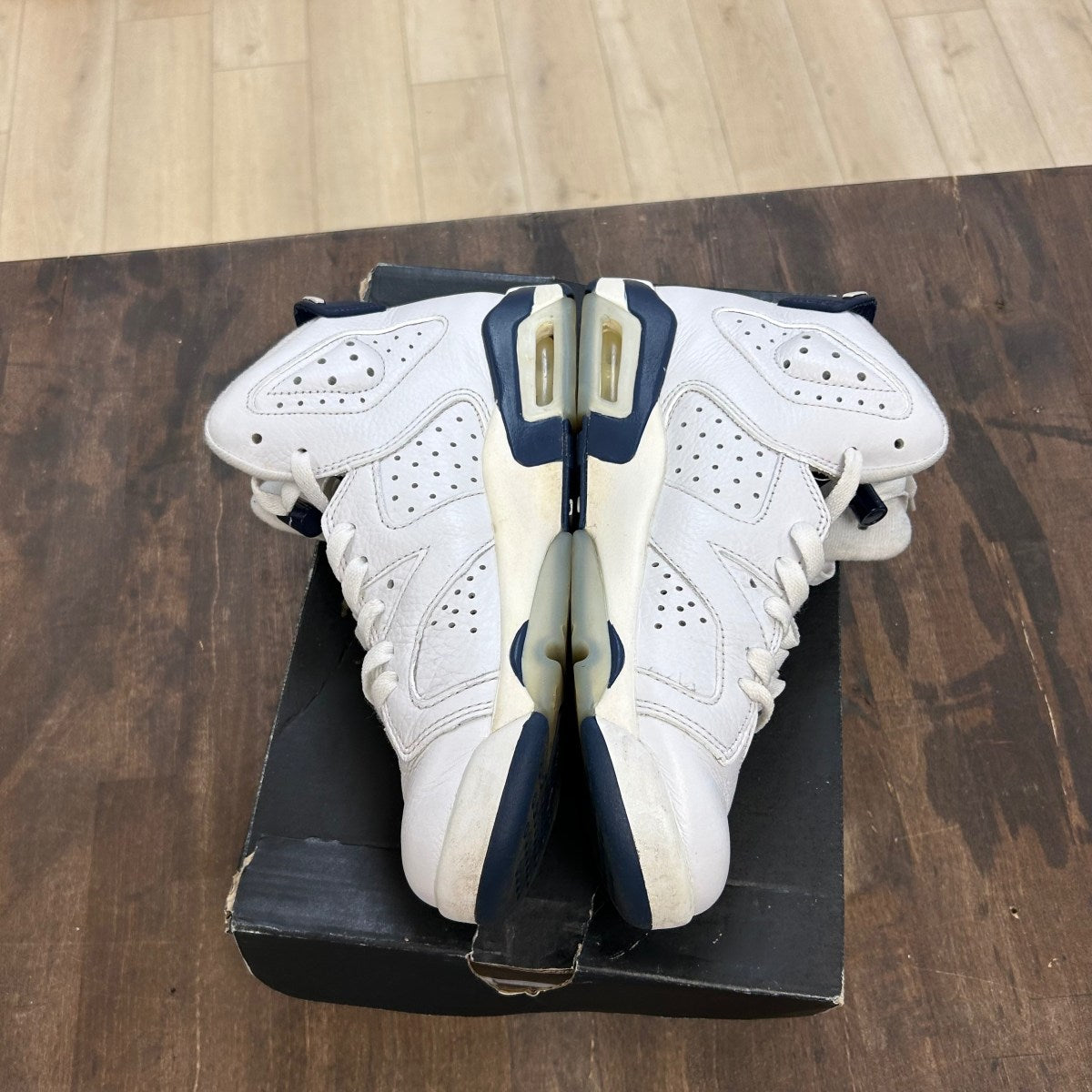 Jordan 6 Retro Midnight Navy (2022) (GS) - Image 2