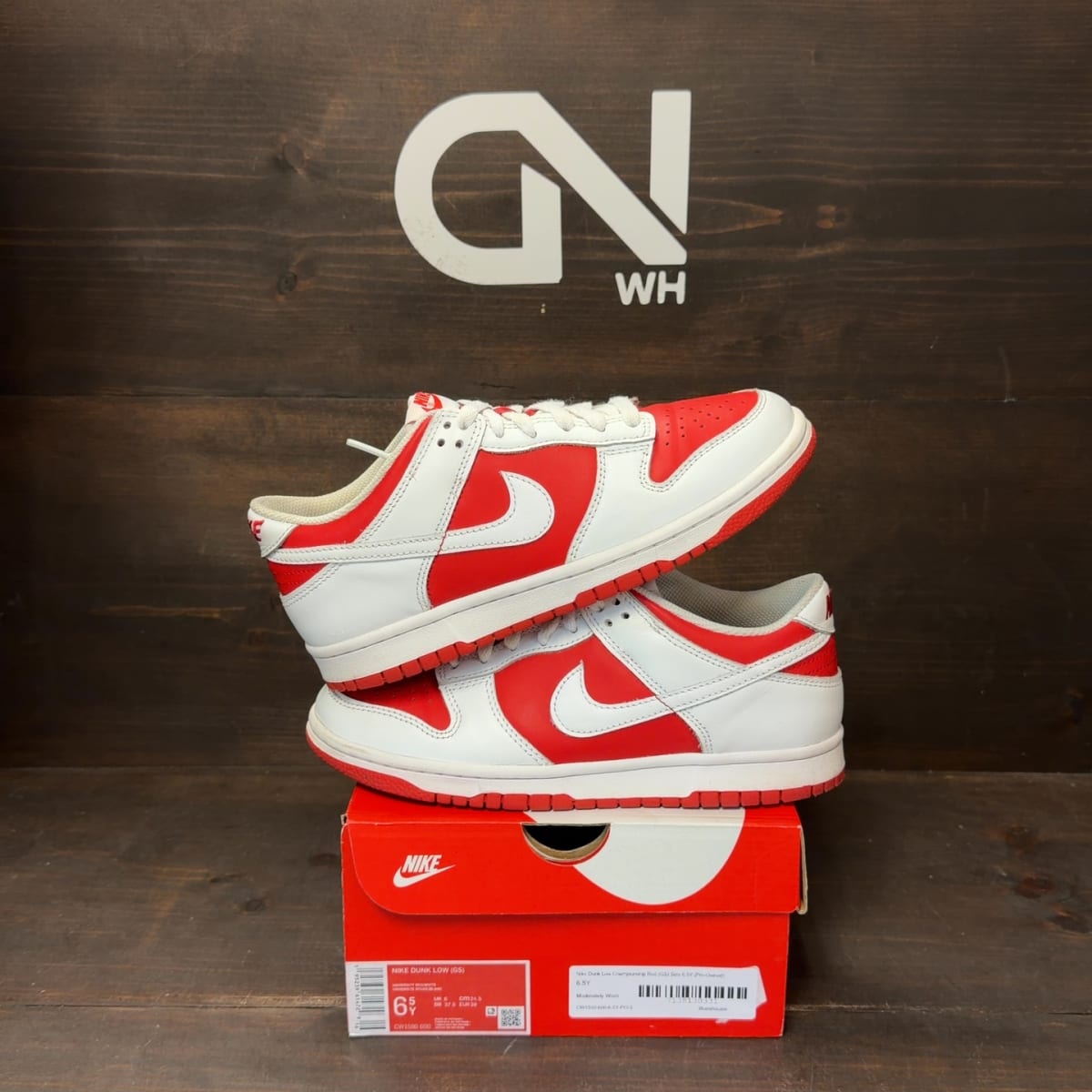 Nike Dunk Low Championship Red (GS) Size 6.5Y (Pre-Owned) - front