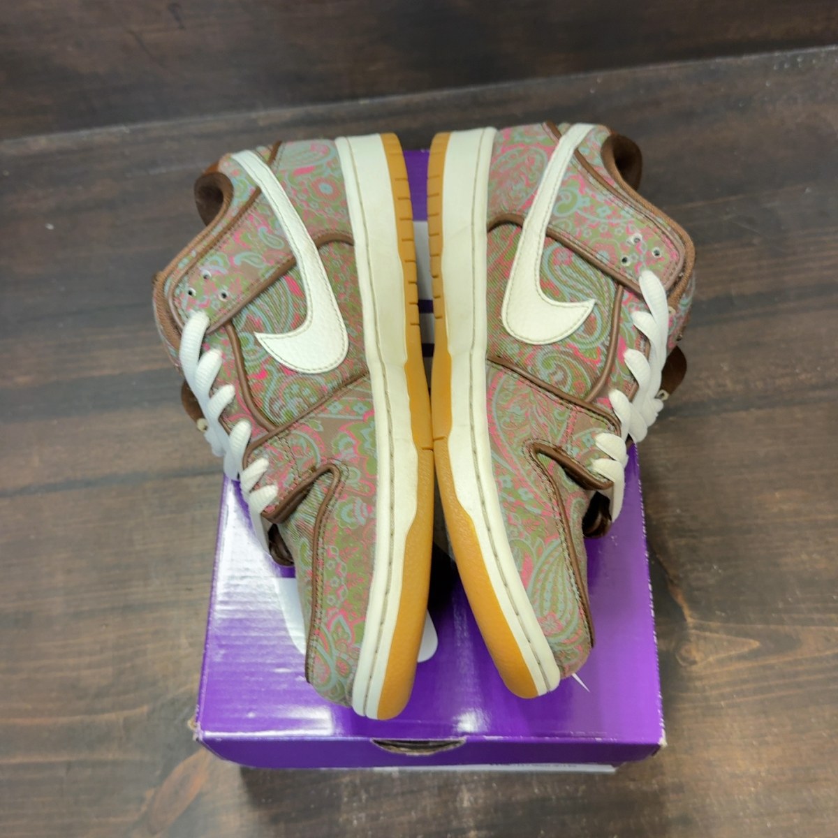 Nike SB Dunk Low Pro Paisley Brown - Image 4