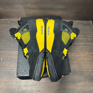 Jordan 4 Retro Thunder (2023) - Image 4