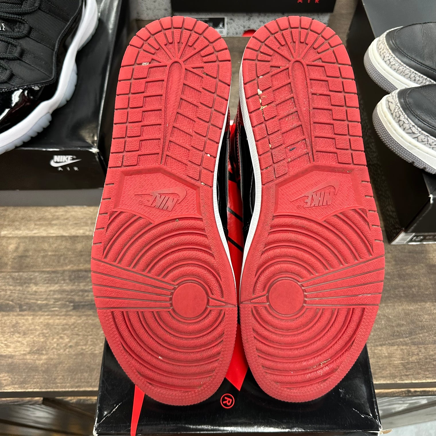 Patent Bred Jordan 1 High (USED)