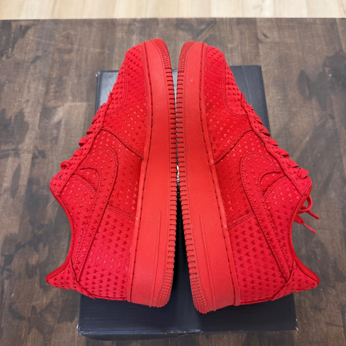 Nike Air Force 1 Low Valentine's Day Red (2026) - Image 4