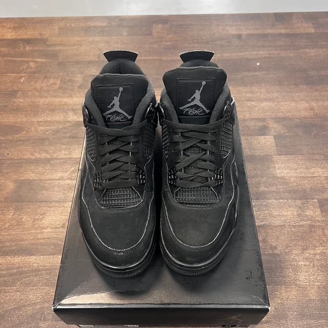 Black Cat Jordan 4 (USED)