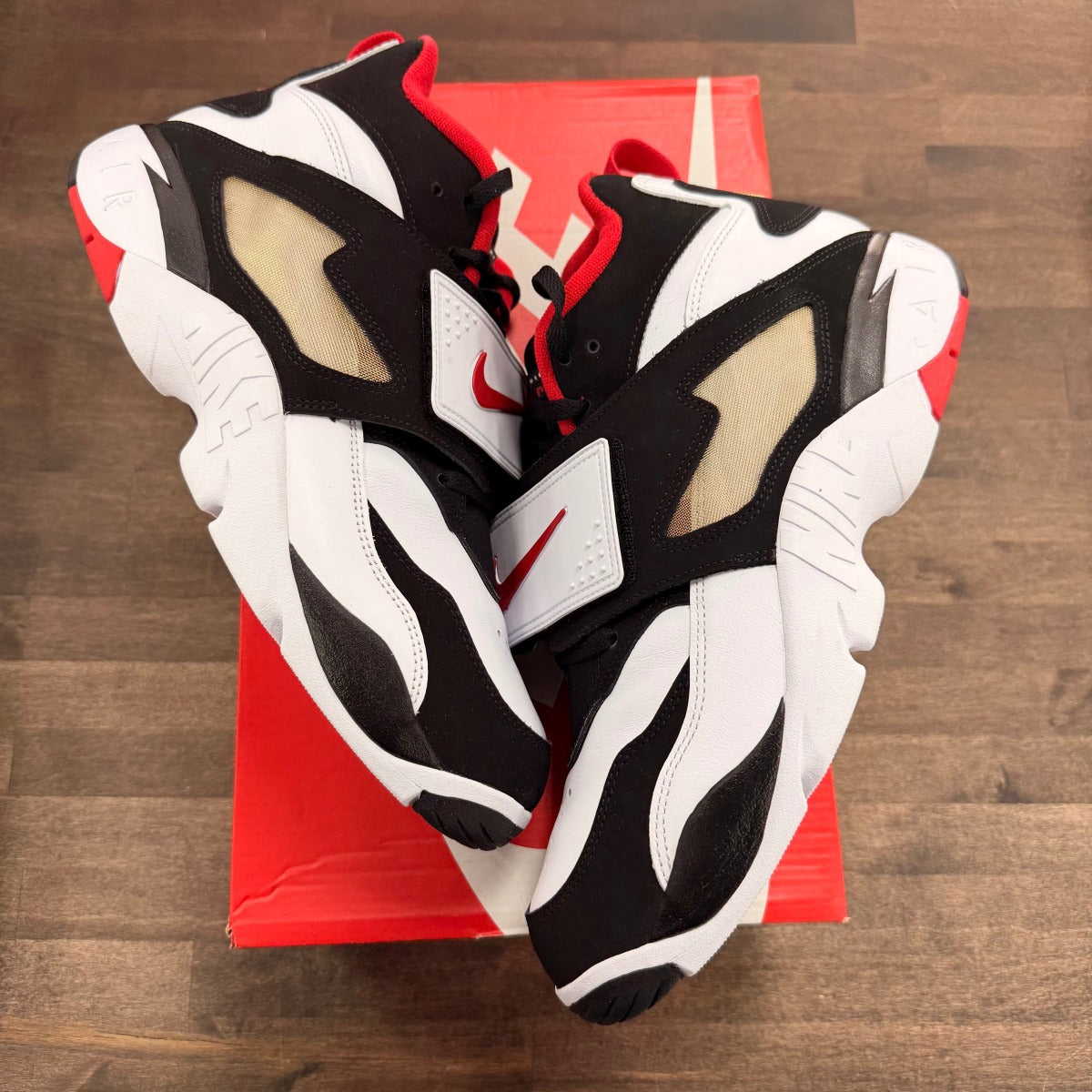 Nike Air Diamond Turf 49ers (2025) - Image 1