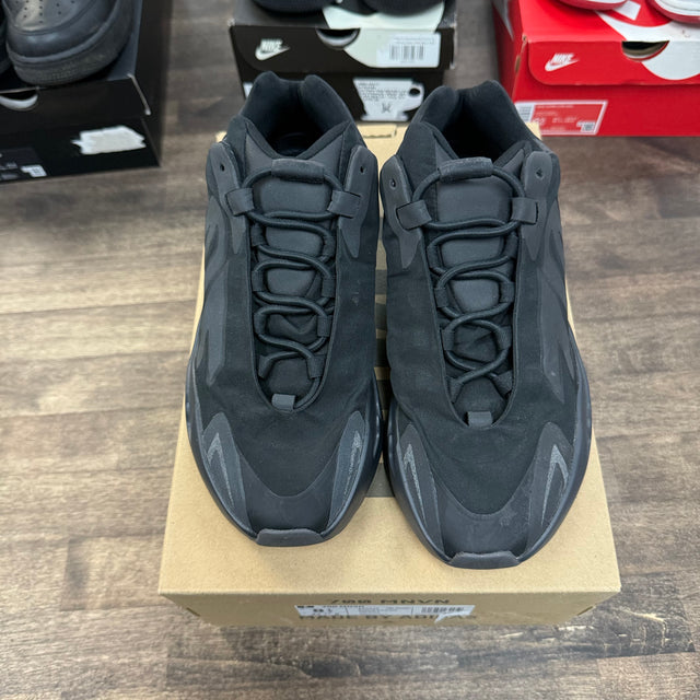 Triple Black adidas MNVN Yeezy 700 (USED)