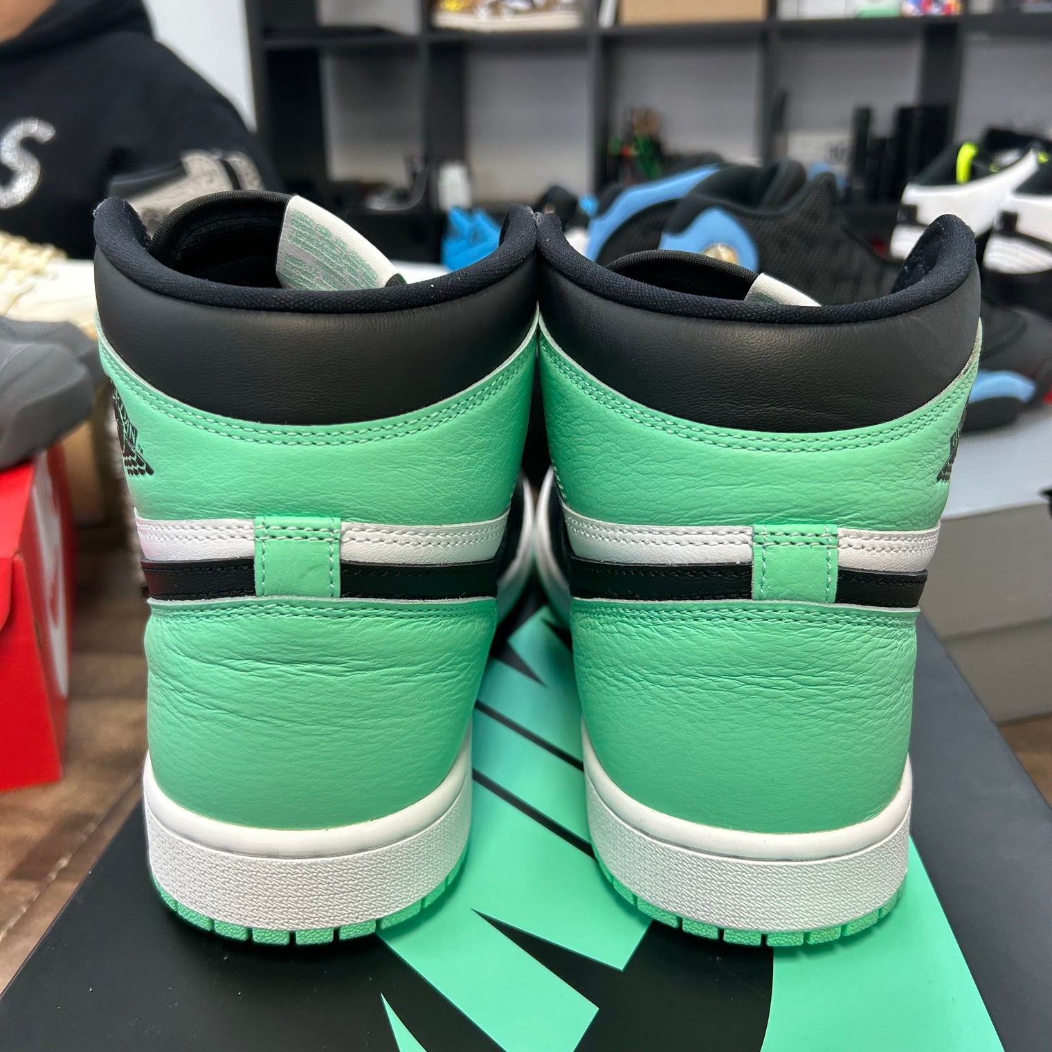 Green Glow Jordan 1 Retro High OG (USED)