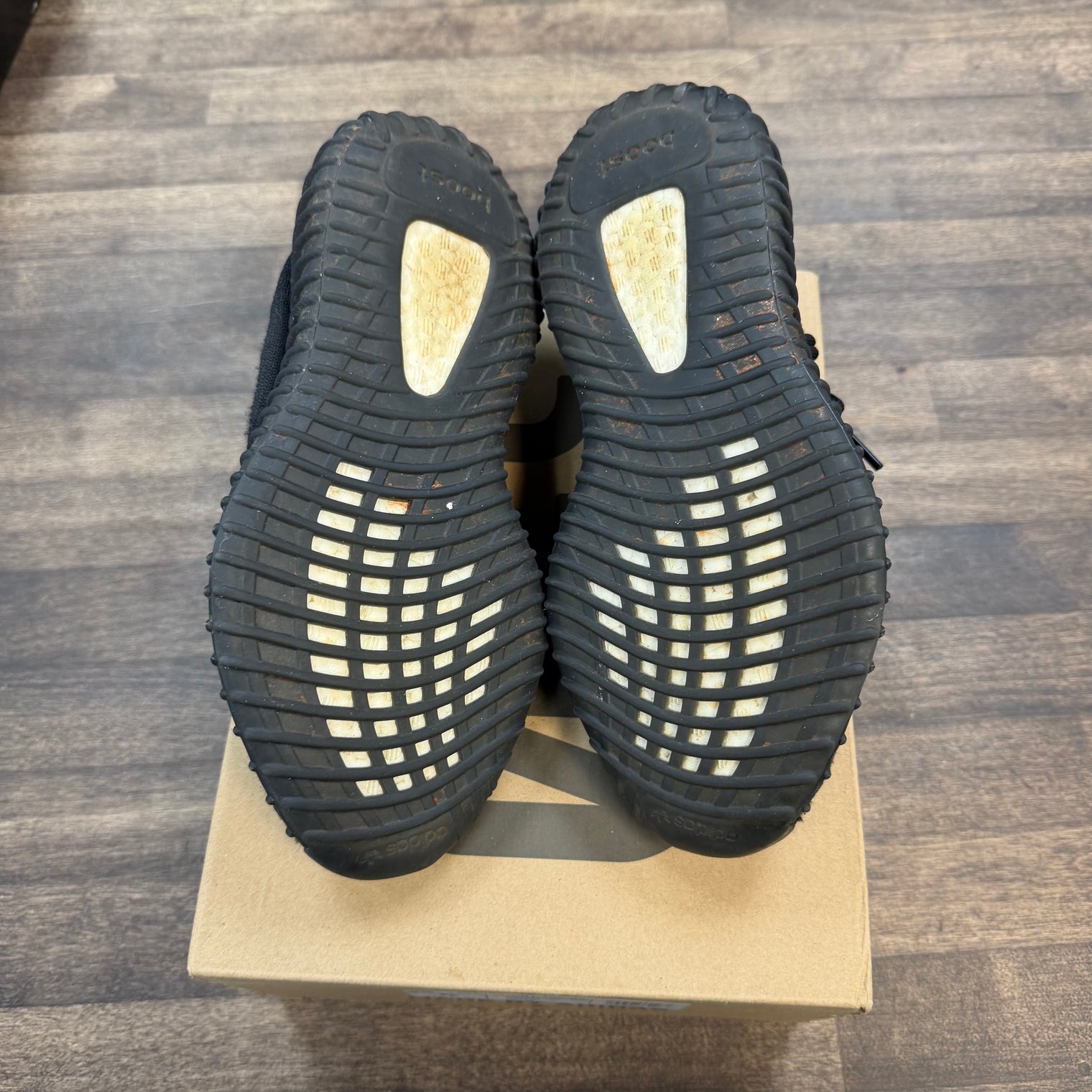 Onyx Yeezy 350 (USED)
