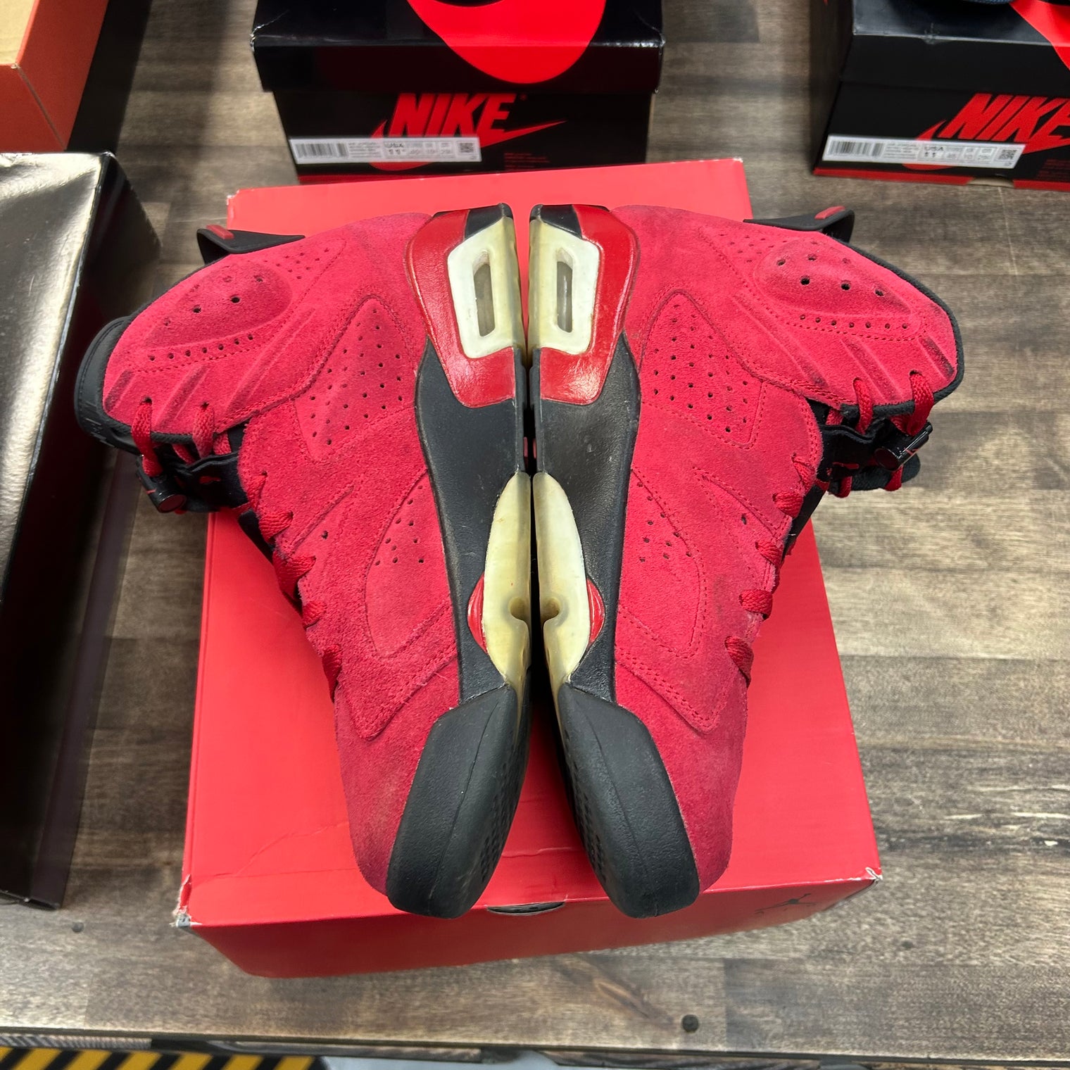 Jordan 6 Retro Toro Bravo (US 11) (USED)