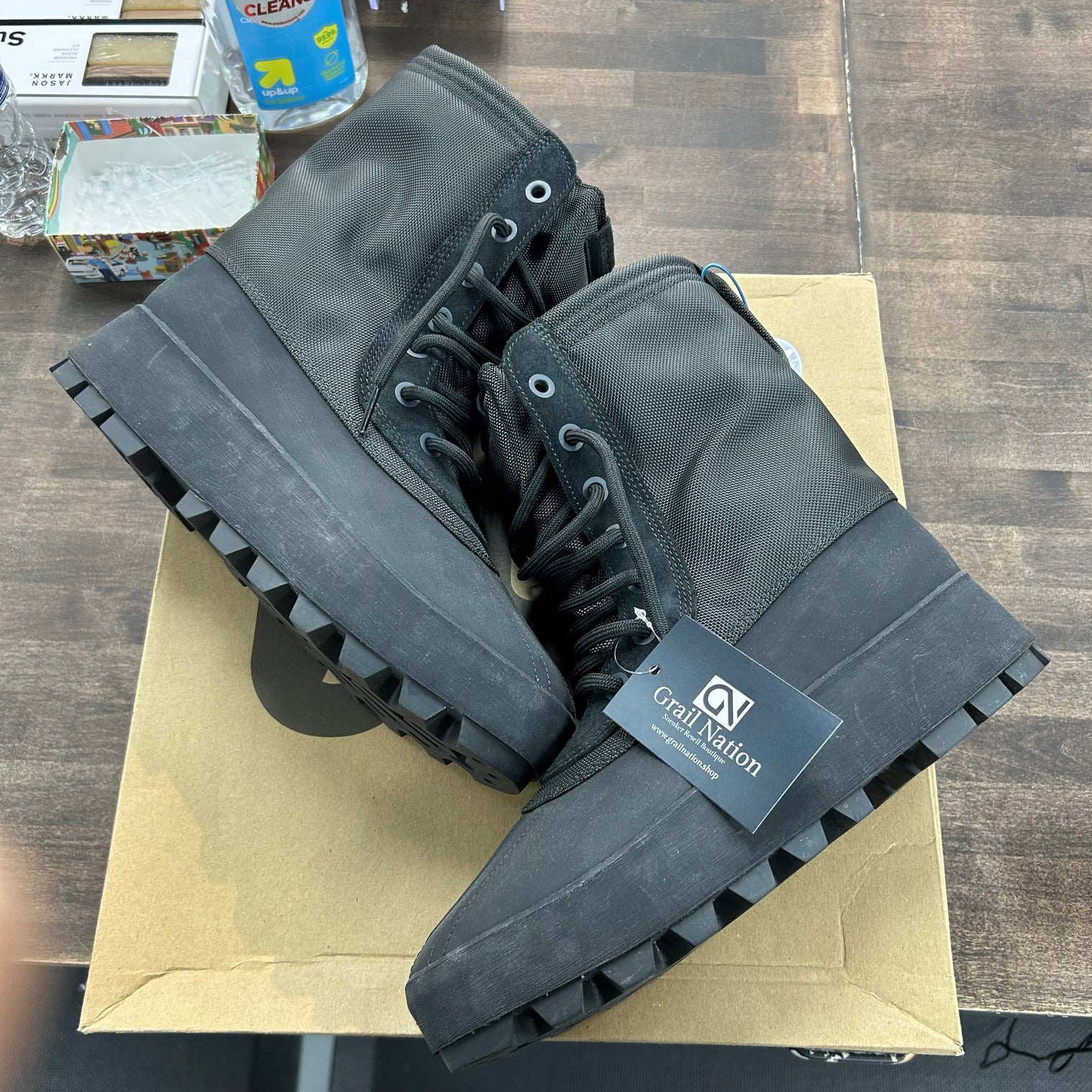 Pirate Black Yeezy 950 Boot (2023) (USED)