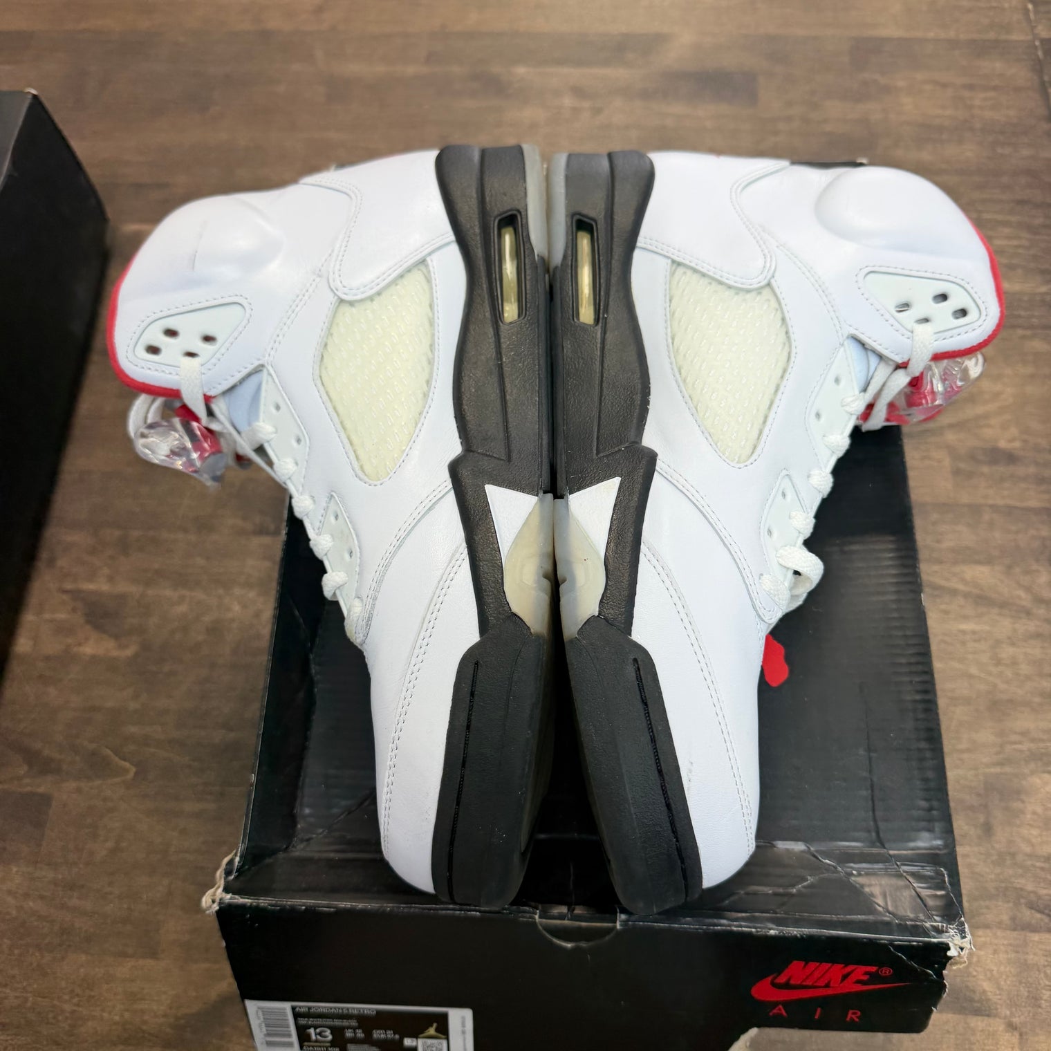 Fire Red Silver Tongue Jordan 5 Retro (2020) (USED)