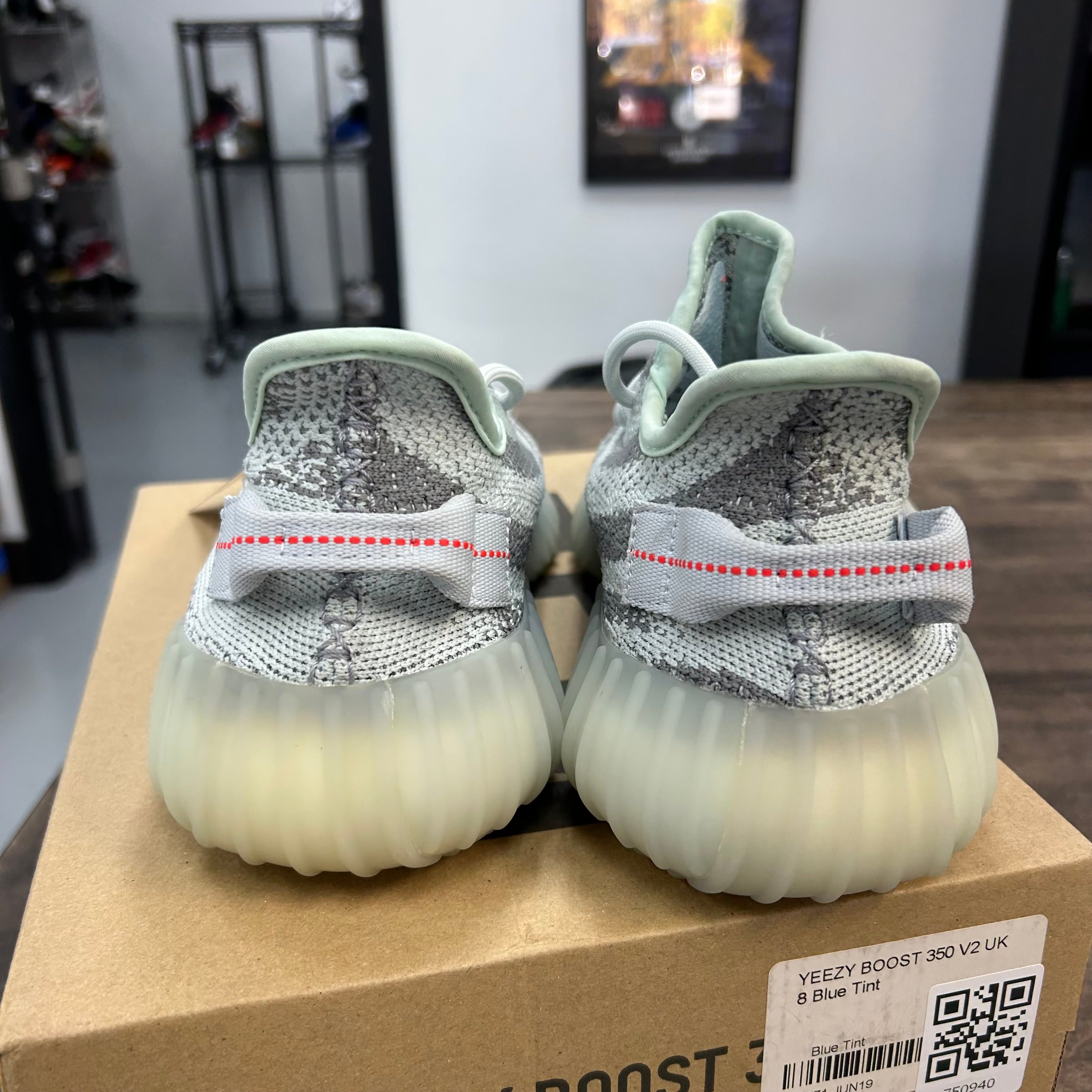 adidas Blue Tint Yeezy 350 (USED) Size 8.5 (Pre-Owned) - Image 4