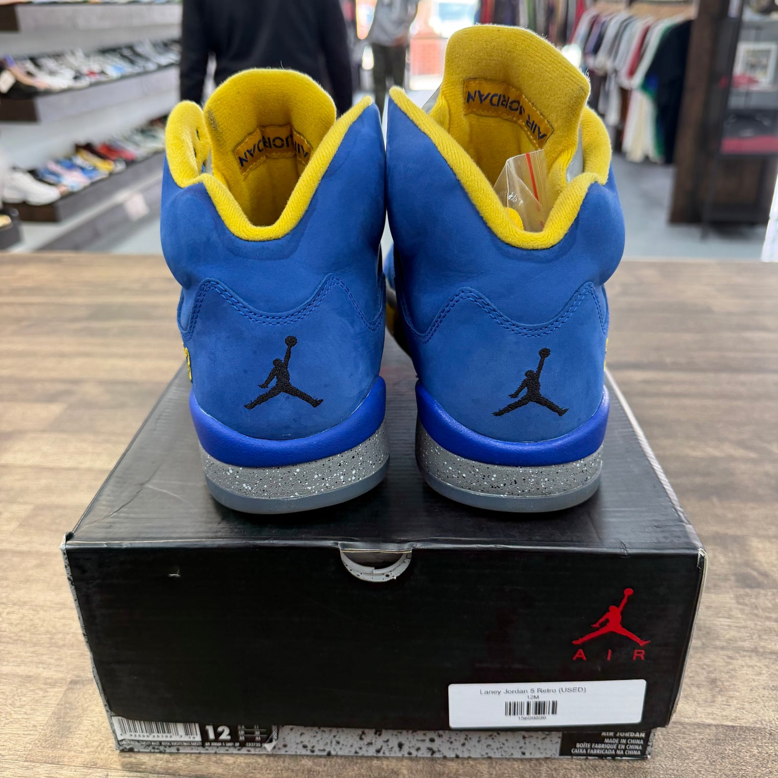 Laney Jordan 5 Retro (USED)