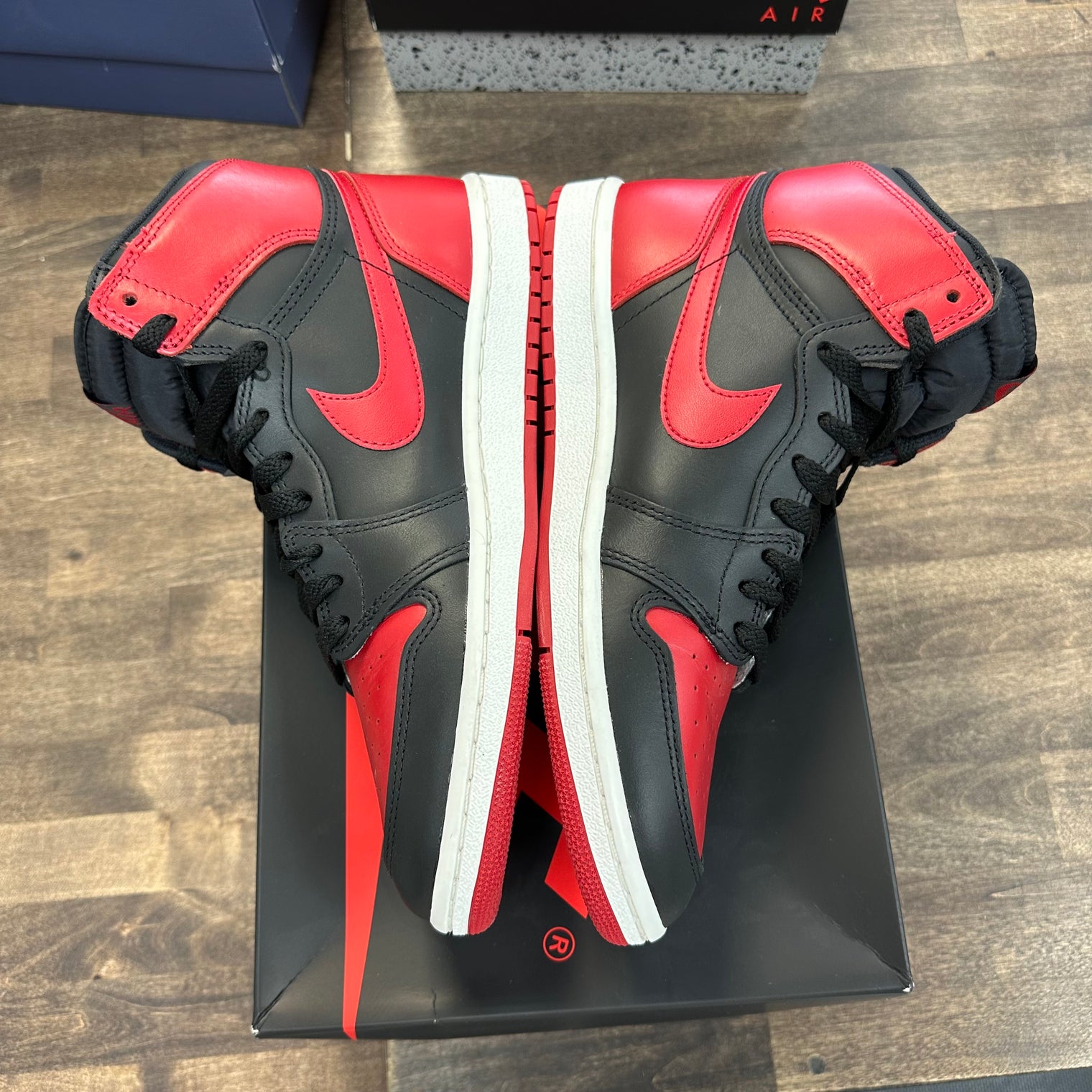 Bred Jordan 1 High 85 (2025) (USED)