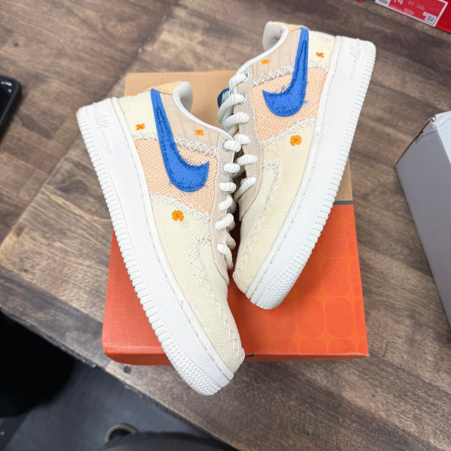 Nike Air Force 1 Low 40th Anniversary Edition LA Flea (GS) (USED)