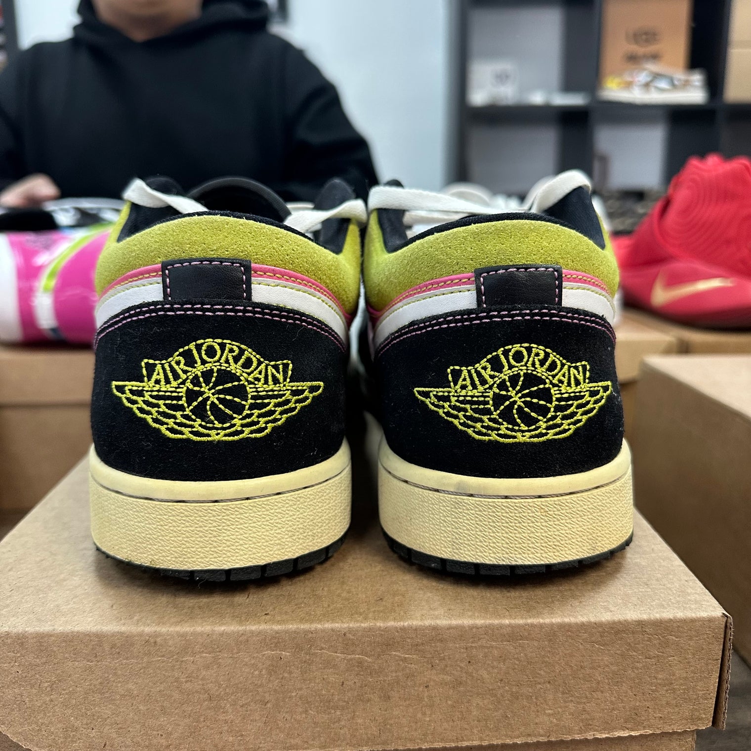 Jordan 1 Low Black Active Fuchsia Cyber (US 13) (USED, No Box)