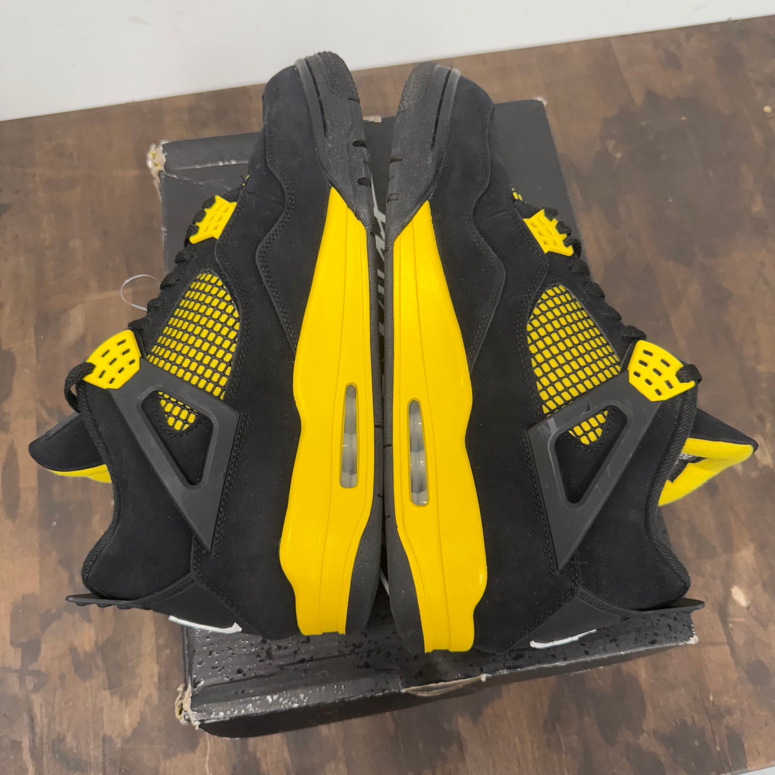 Yellow Thunder Jordan 4 Retro (USED)
