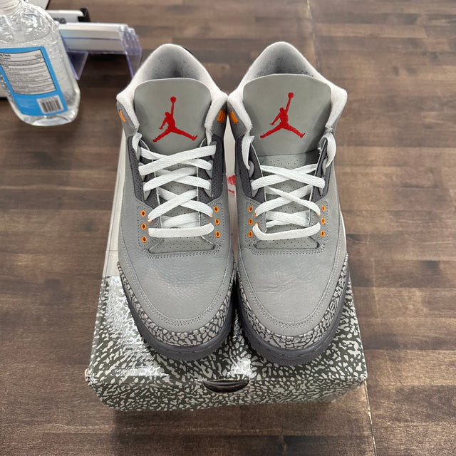 Cool Grey Jordan 3 Retro (USED)