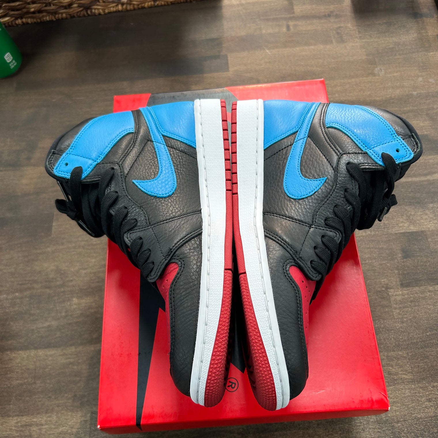 NC to Chi Jordan 1 High (W) (USED)