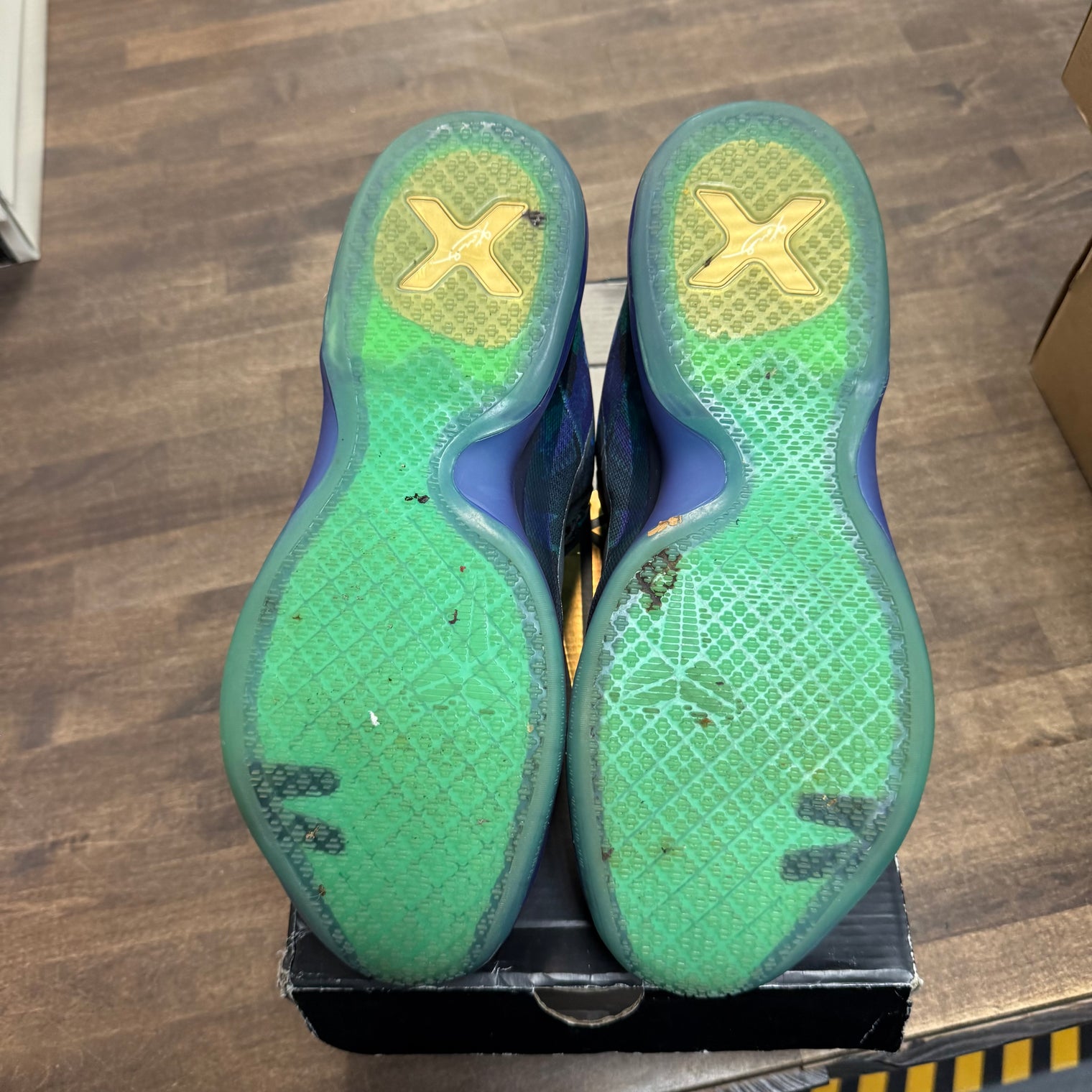 Pearl Jam Nike Kobe 10 (Used)