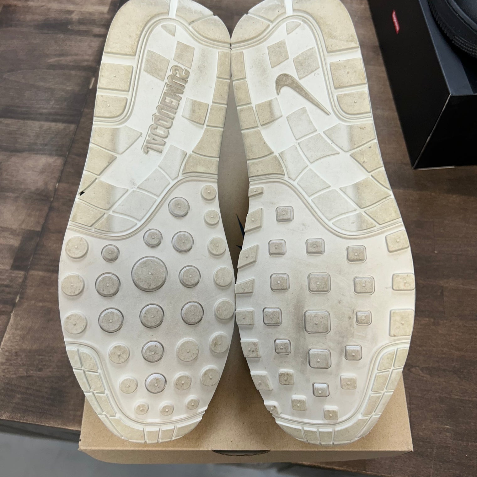 (W) Jacquemus White Nike Air Max 1 '86 (USED)