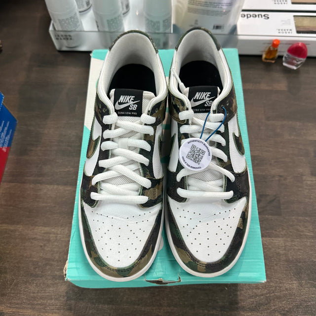 Camo Legion Green SB Dunk Low (USED)