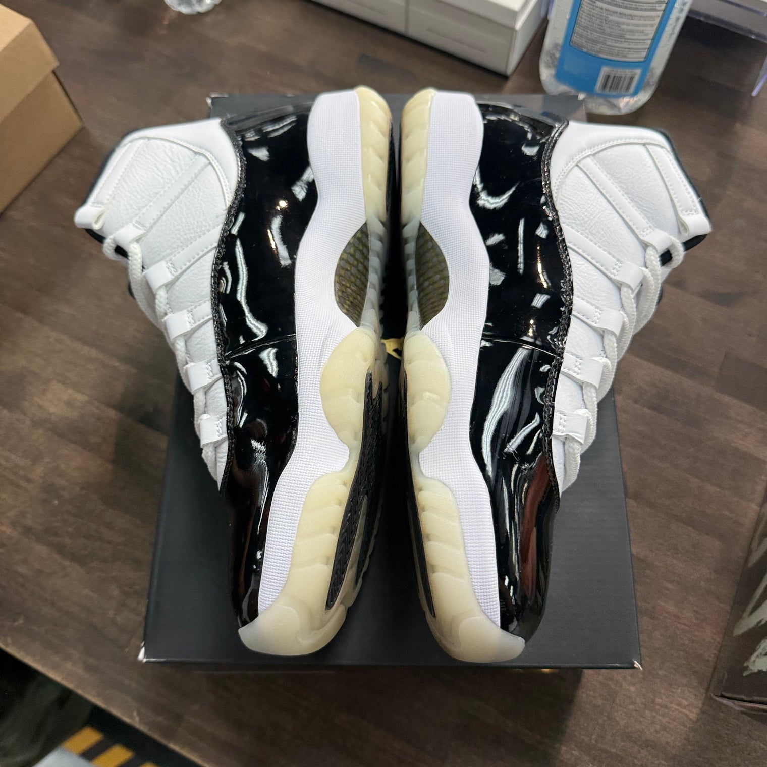 Air Jordan 11 Retro Gratitude (Used)