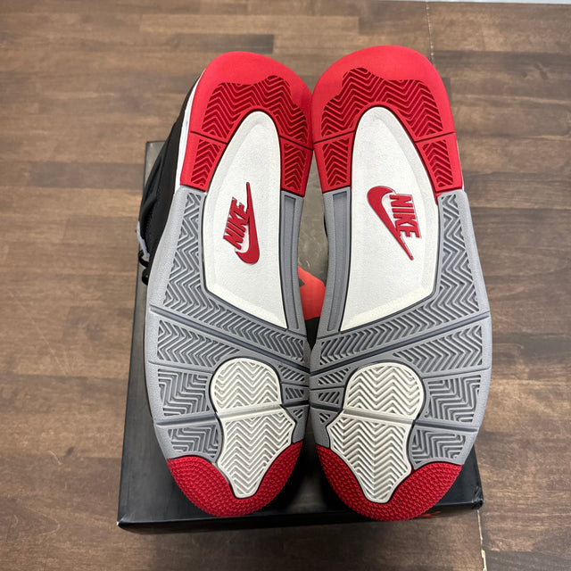 Bred Jordan 4 2019 (USED)