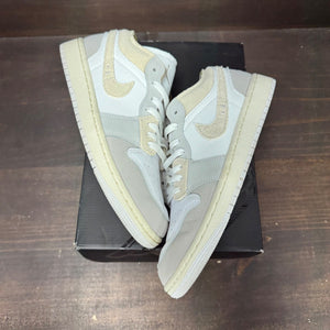 Jordan 1 Low SE Craft Inside Out Tech Grey Size 9 (Pre-Owned) - back