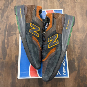 New Balance 997 J. Crew Wild Nature Pack Grizzly Bear Size 10.5 (Pre-Owned) - Image 1