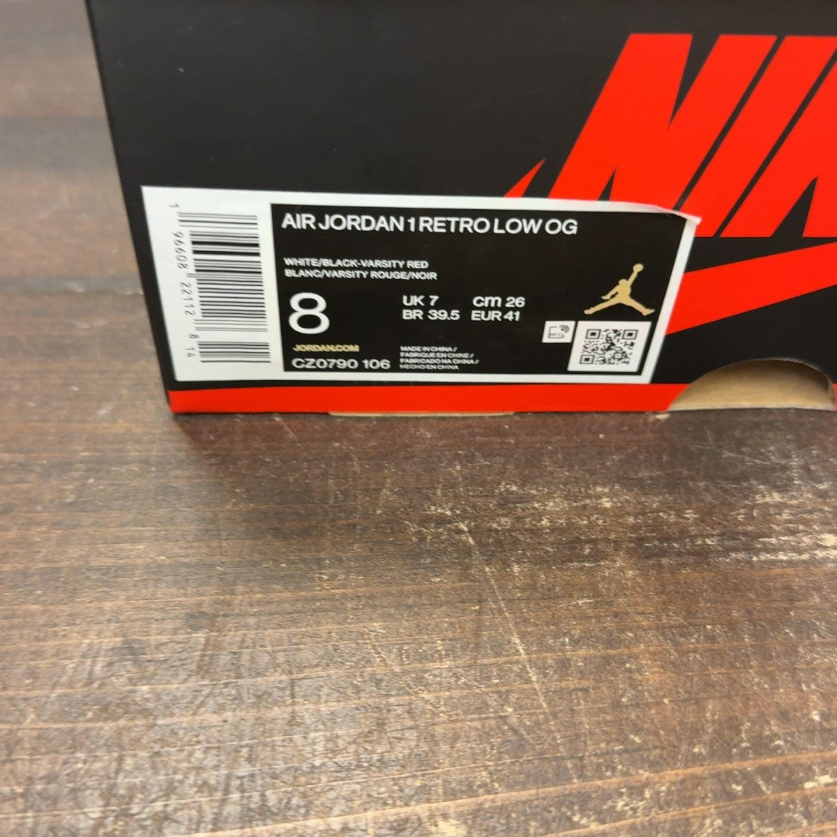 Jordan 1 Retro Low OG Black Toe (2023) Size 8 (Pre-Owned) - aux