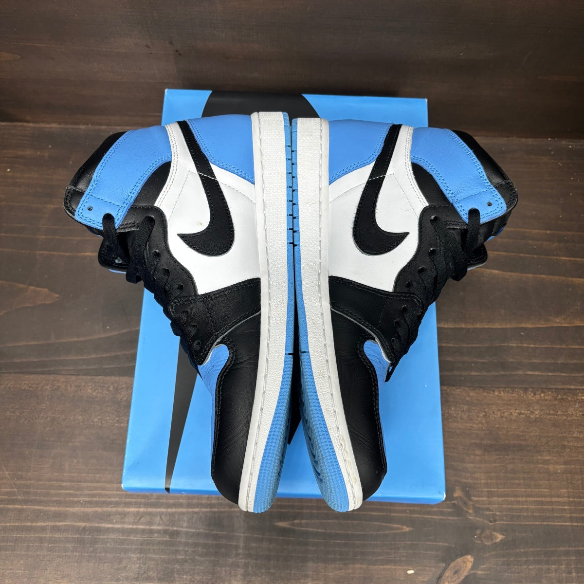 Jordan 1 Retro High OG UNC Toe - Image 5