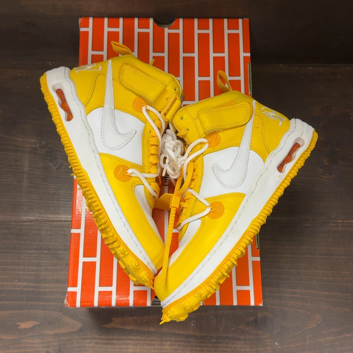 Nike Air Force 1 Mid SP Off-White Varsity Maize Size 8 (Pre-Owned) - back